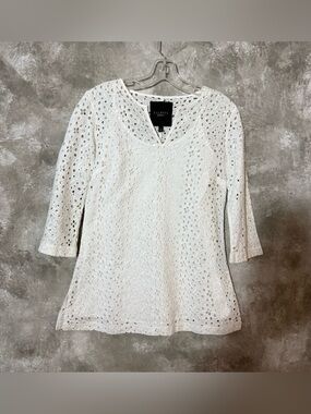 Talbots White Eyelet V-Neck Tunic with 3/4 Sleeves (love23)
